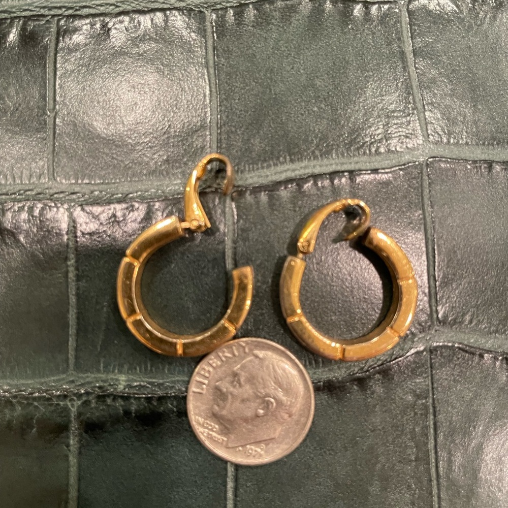 Vintage Trifari clip on hoops